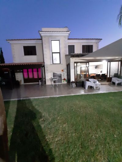 Image No.7-4 Bed Villa for sale