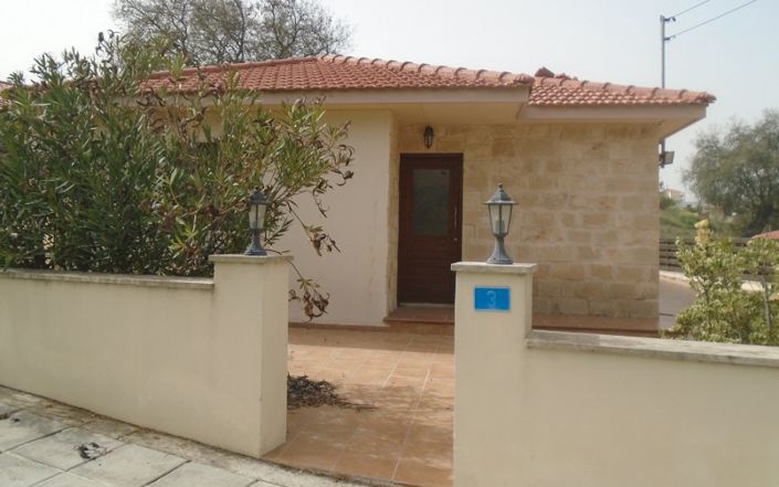 Image No.2-Maison de 3 chambres à vendre à Lysos