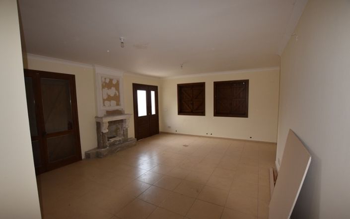 Image No.2-Maison de 4 chambres à vendre à Lysos