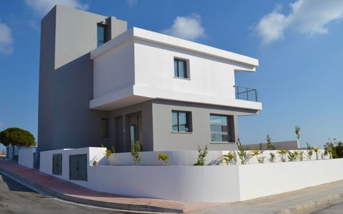 Image No.3-3 Bed Villa for sale