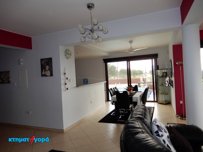 Image No.6-3 Bed Villa for sale