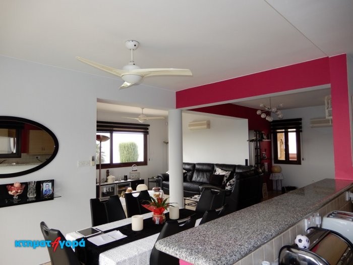 Image No.8-3 Bed Villa for sale