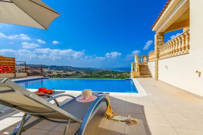 Image No.2-3 Bed Villa for sale