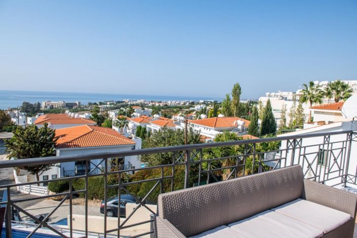 Image No.3-3 Bed Villa for sale