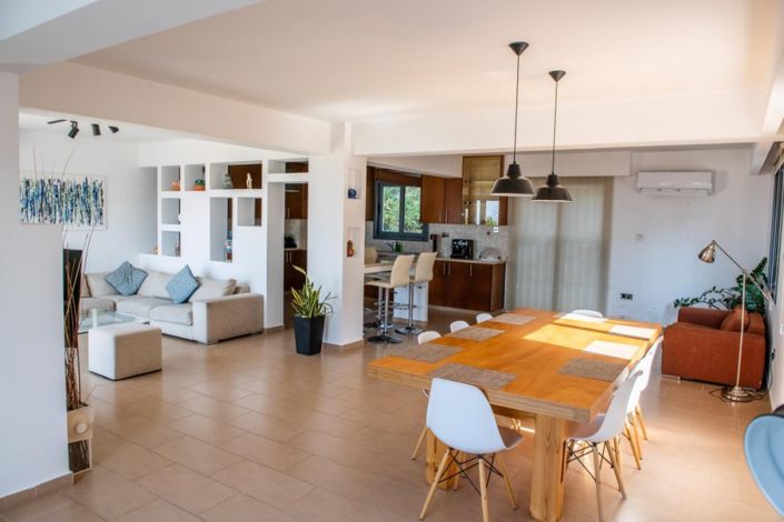 Image No.5-3 Bed Villa for sale