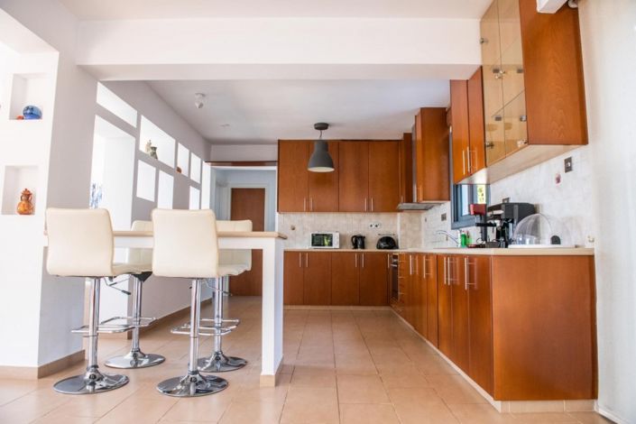 Image No.8-3 Bed Villa for sale