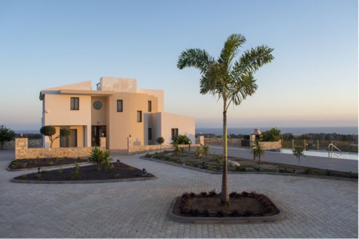 Image No.1-Villa de 4 chambres à vendre à Paphos