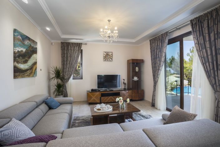 Image No.5-3 Bed Villa for sale