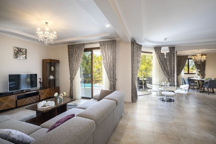 Image No.9-3 Bed Villa for sale