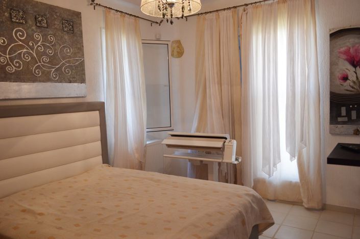 Image No.9-3 Bed Villa for sale