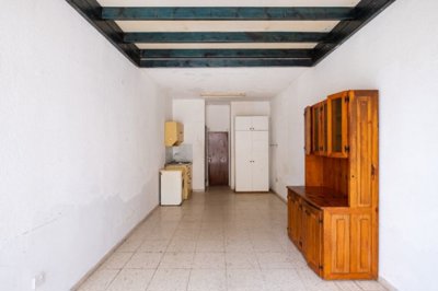 Shop For Sale  in  Pafos Centre