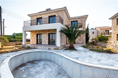 House For Sale  in  Ineia