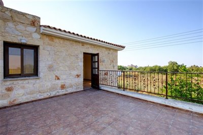 House For Sale  in  Ineia