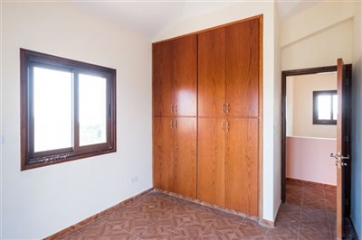 House For Sale  in  Ineia