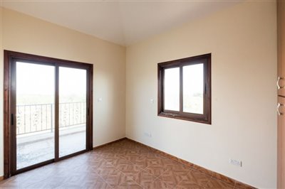 House For Sale  in  Ineia