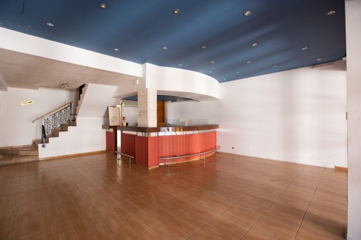 Image No.1-Commercial for sale