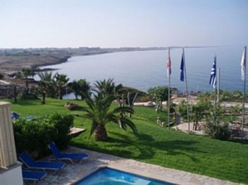 6 Bed Villa for sale