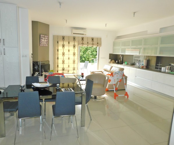 Image No.7-3 Bed Villa for sale