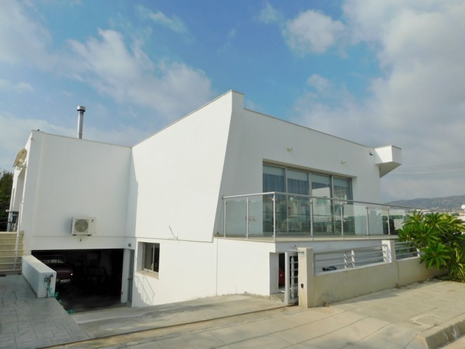 Image No.9-3 Bed Villa for sale