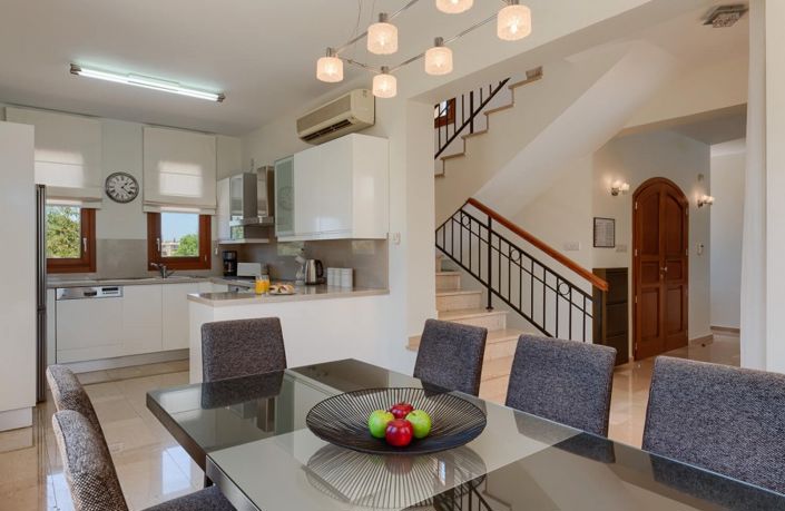 Image No.3-4 Bed Villa for sale