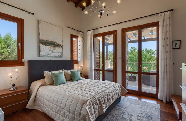 Image No.6-4 Bed Villa for sale