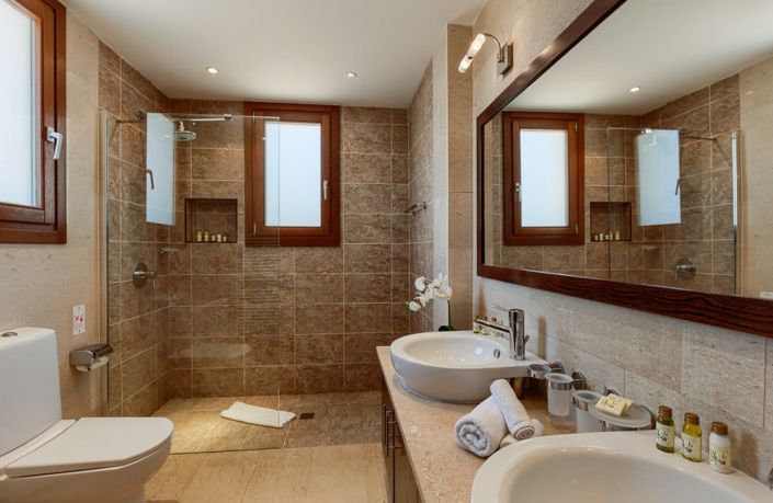 Image No.9-4 Bed Villa for sale