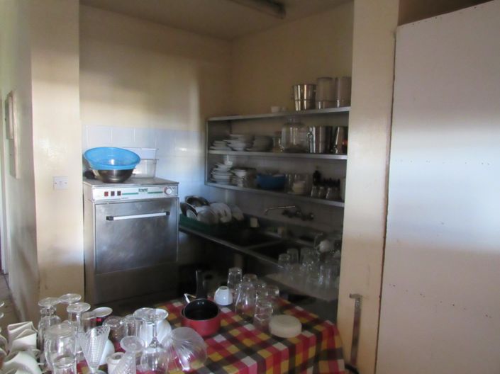 Image No.10-3 Bed Commercial for sale