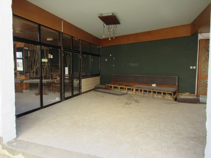 Image No.4-3 Bed Commercial for sale