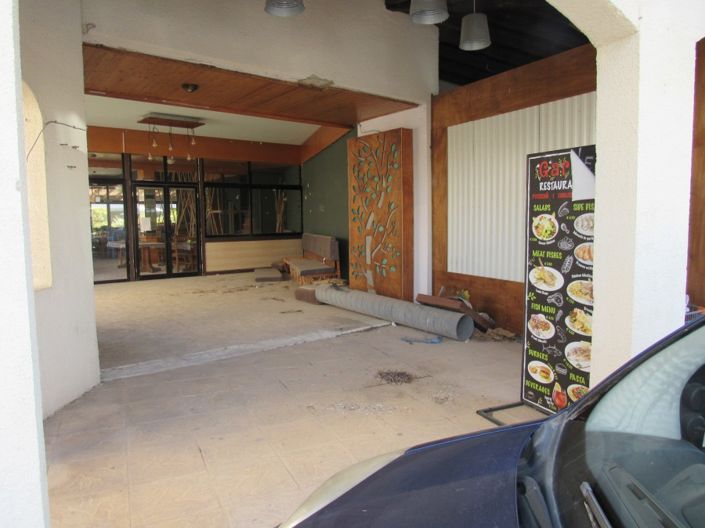 Image No.7-3 Bed Commercial for sale