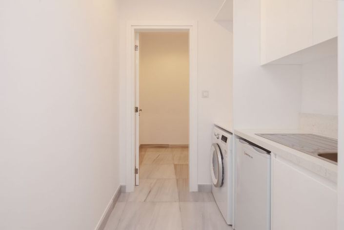 Image No.7-Villa de 4 chambres à vendre à Sea Caves