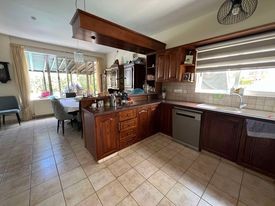 Image No.8-6 Bed Villa for sale