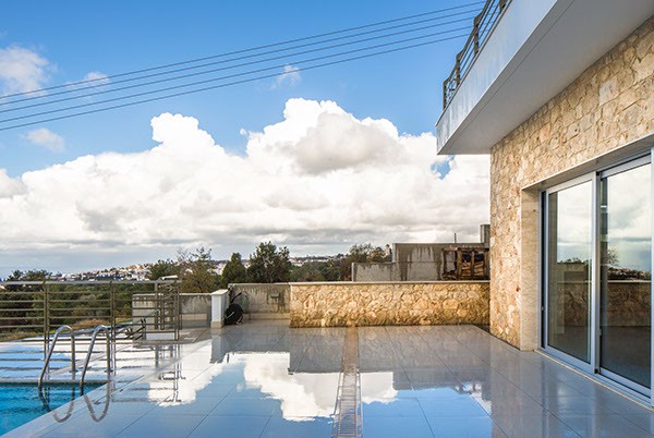 Image No.9-8 Bed Villa for sale