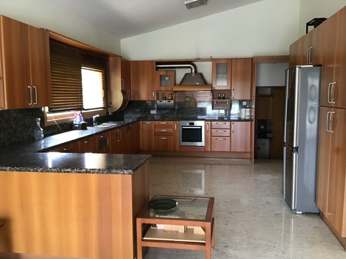 Image No.9-7 Bed Villa for sale