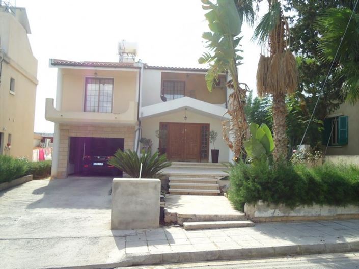 Image No.1-Maison de 5 chambres à vendre à Yeroskipou