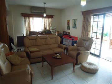 House For Sale  in  Yeroskipou