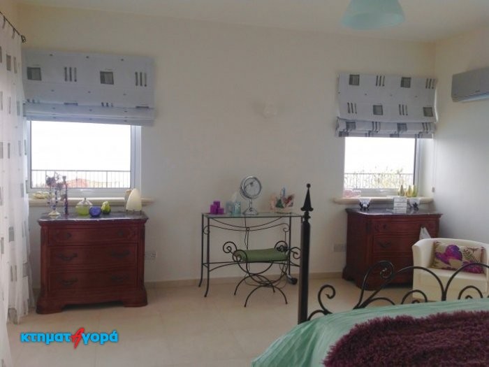 Image No.9-Villa de 6 chambres à vendre à Akoursos