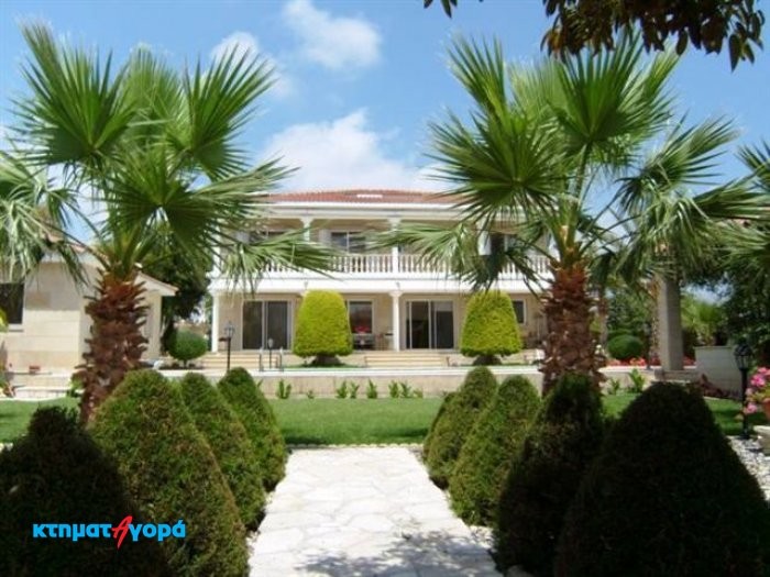 Image No.1-7 Bed Villa for sale