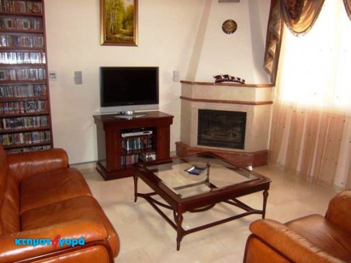 Image No.10-7 Bed Villa for sale