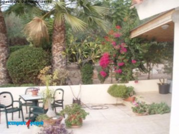 Bungalow in Coral Bay