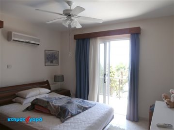 A Fabulous Seafront Three Bedroom Villa in Coral Bay is for Sale