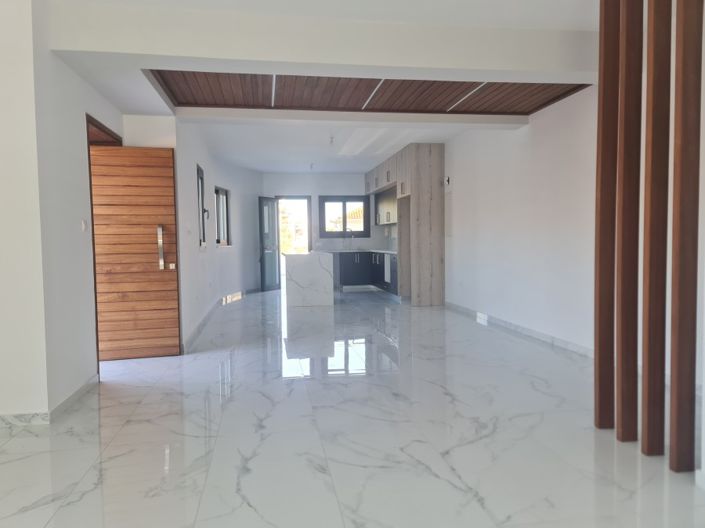 Image No.3-3 Bed Villa for sale