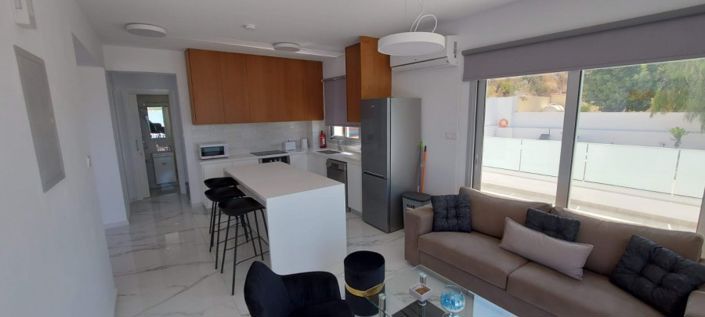 Image No.7-3 Bed Villa for sale