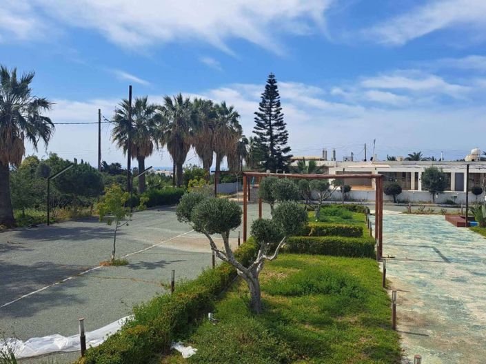 Image No.2-Commercial à vendre à Paphos