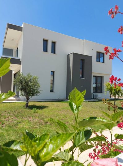 Image No.10-3 Bed Villa for sale
