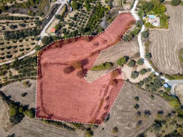 Residential Land  For Sale  in  Akourdaleia