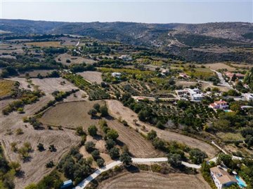Residential Land  For Sale  in  Akourdaleia