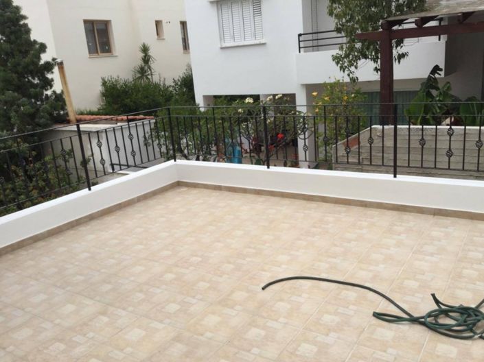 Image No.10-4 Bed House for sale