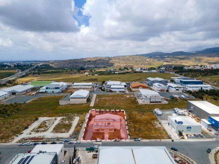 Image No.2-Commercial à vendre à Timi