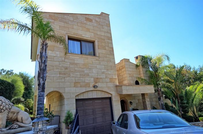 Image No.3-4 Bed Villa for sale