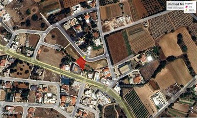 Residential Land  For Sale  in  Kissonerga